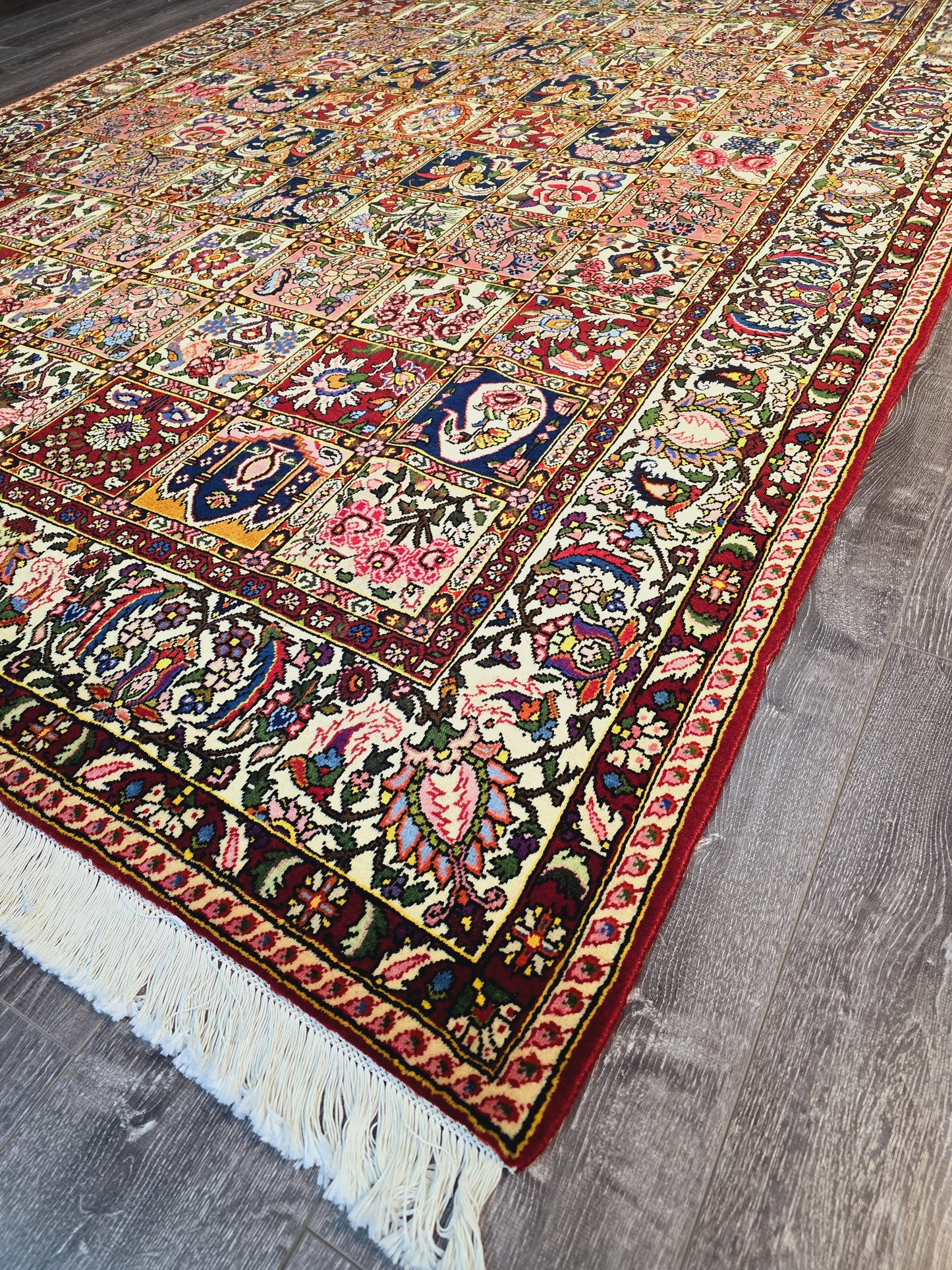 persian Garden bakhtiari